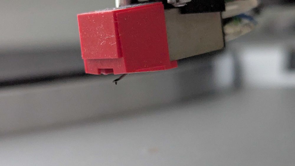 półautomatyczny gramofon Yamaha P-200