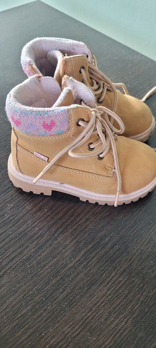 Buty 9 par nr 23