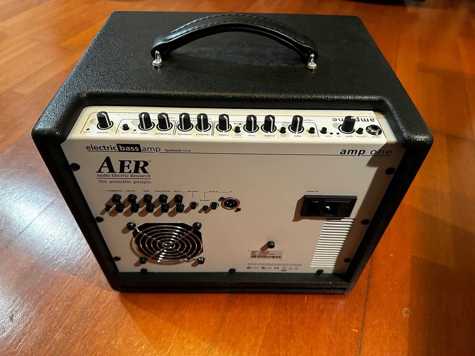 Amplicador de Baixo AER amp one