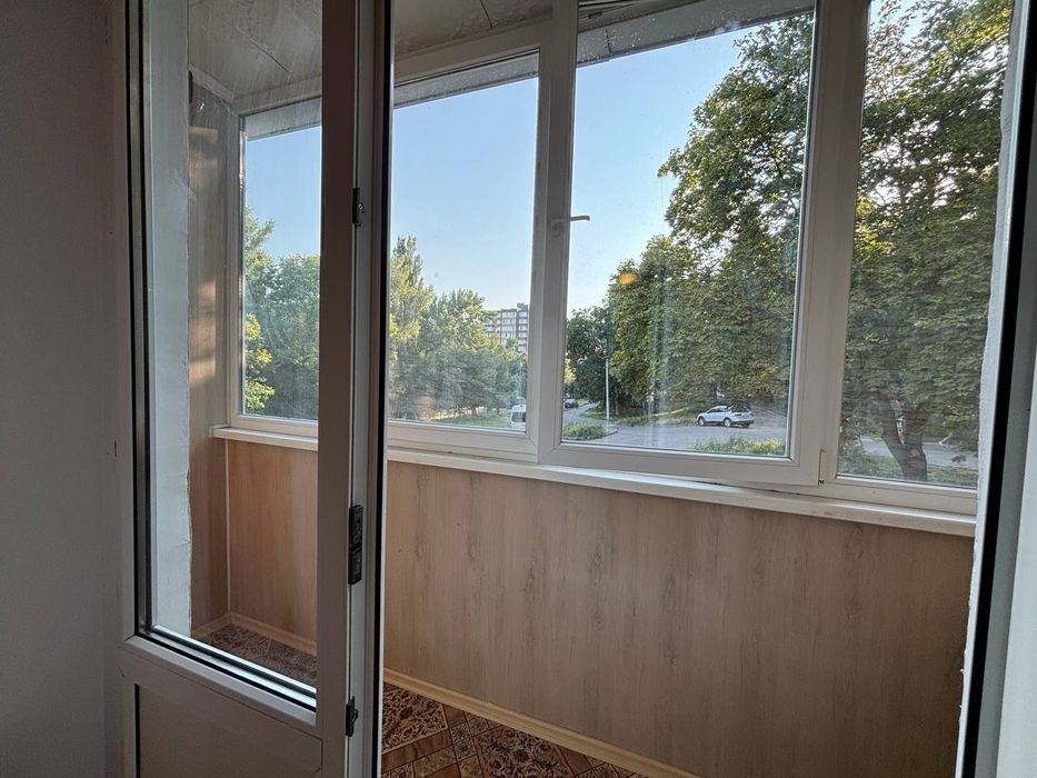 Продам 1кв поряд Центр 2/9 ,32м ремонт 36000₴