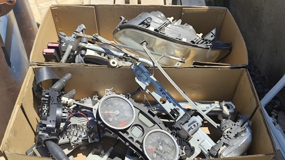 Quadrante Renault Megane 2007
Preço 50€