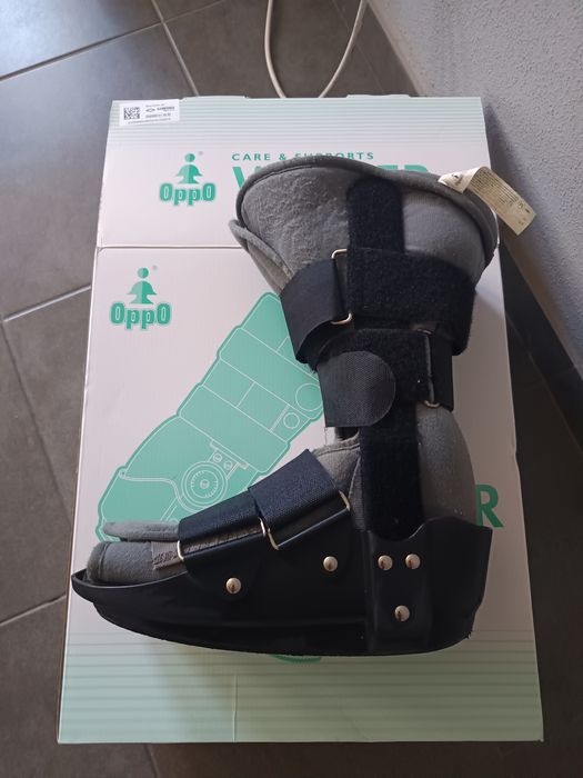 Bota walker, adequado a fratura de pé.  tamanho M