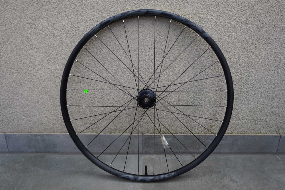 Koło Przednie 29 Race Face AR 30 Offset Piasta SRAM MTH 716 Boost Tubeless / 987g / X15