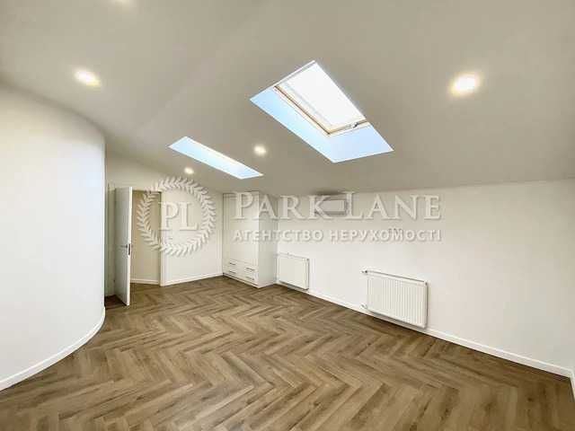 Аренда квартиры. Центр Киева. Льва Толстого. 5 комнат. Можно под офис