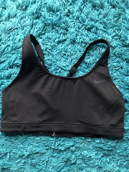 Czarny top sportowy nike w bdb stanie sport fitness bieganie cwiczenia