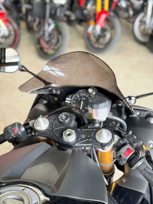 Yamaha R1 RN22 2010