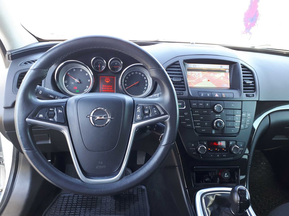 Opel Insignia 2.0 TD BiTurbo, Cosmo, 4x4 Infinity + subwoofer!