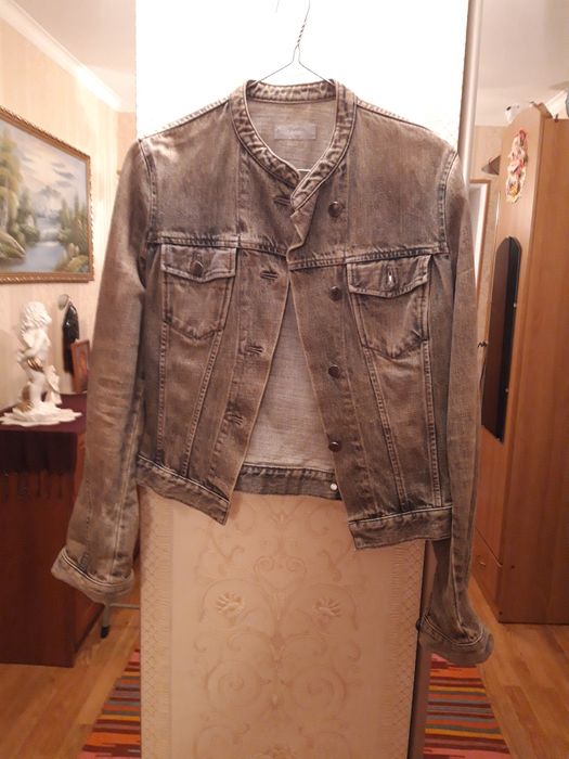 Женские  демисезонные куртки .