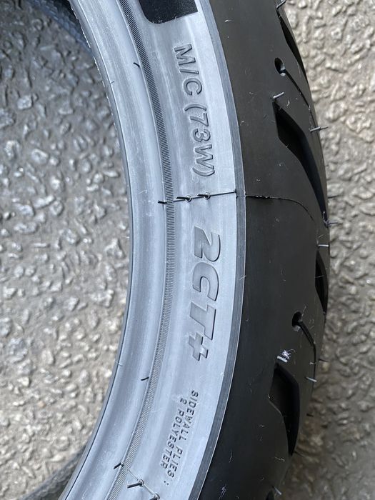 Pneus Mota 120/70/17 e 180/55/17 - Michelin Road 6 GT 2CT+