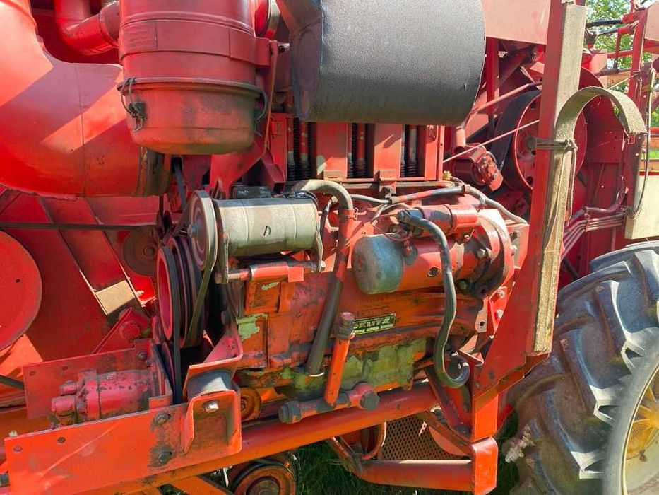 Kombajn Fahr M66