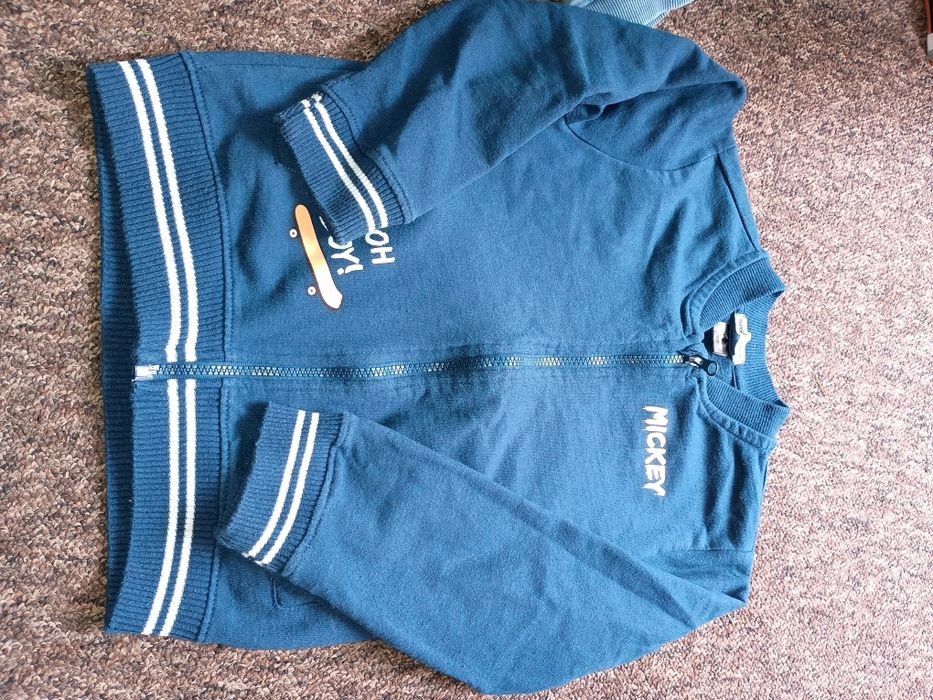 Dwie bluzy r. 128