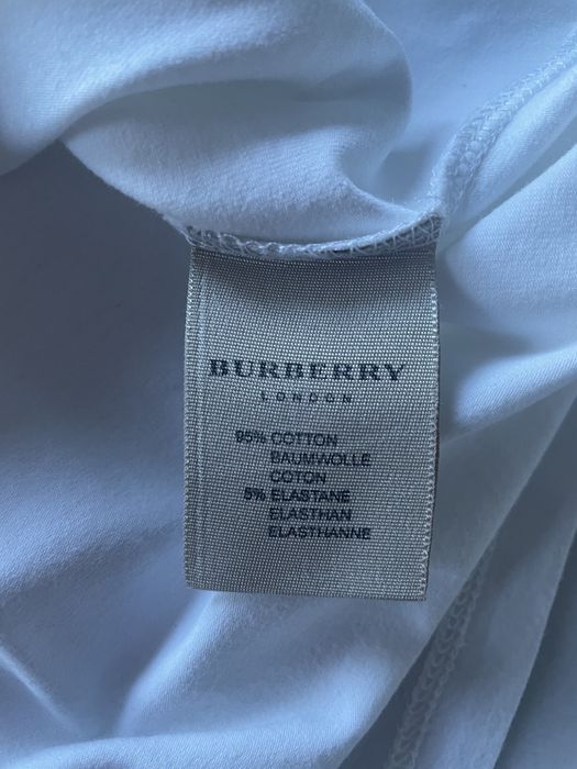Blusa Burberry branca tamanho S