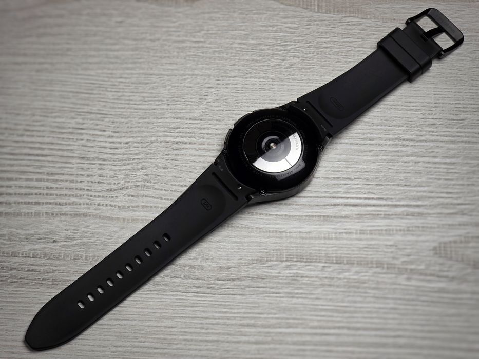 Смарт-годинник Samsung Galaxy Watch4 Classic 42mm Black (SM-R880)