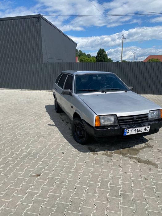 Продам ваз 2109.