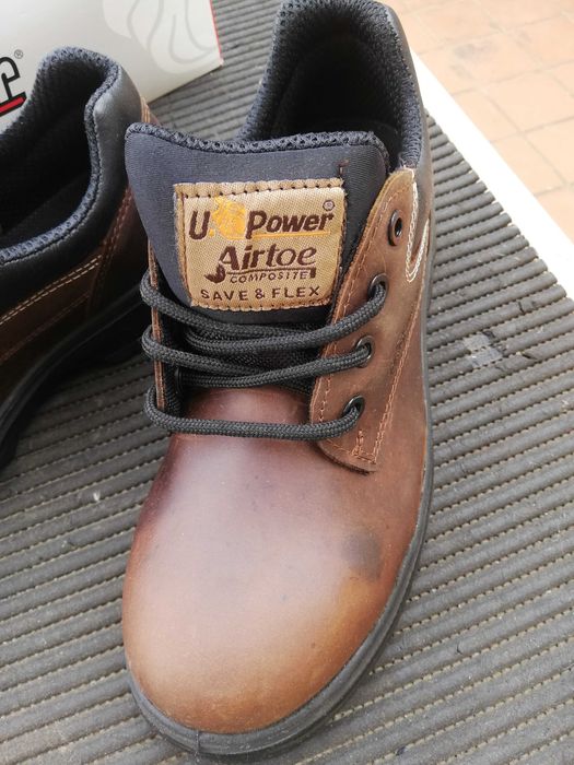 Sapatos trabalho 42