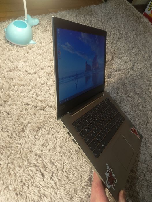 Ноутбук Lenovo 2024рік/ssd/4озу/14 дюймів батарея 4-6 годин