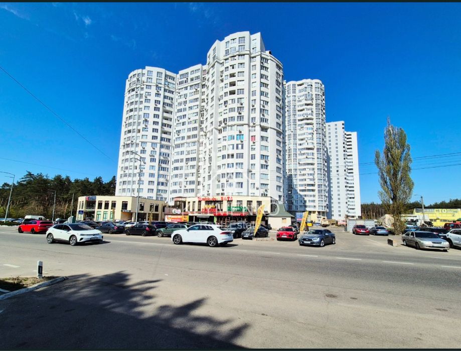 Продам квартиру метро Бориспільська жк Східна Брама