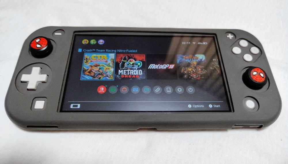 Switch Lite + чехол + кейс + 512 Гб карта