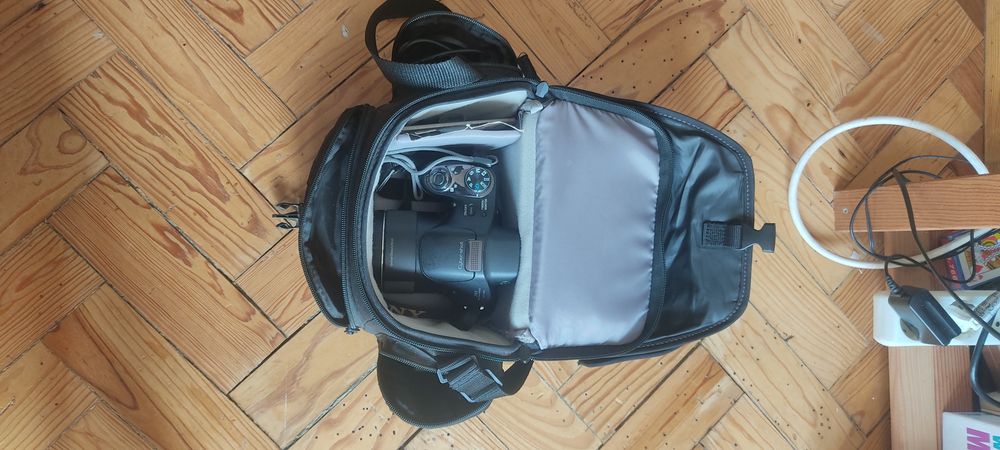 Sony Cyber-shot DSC-H400