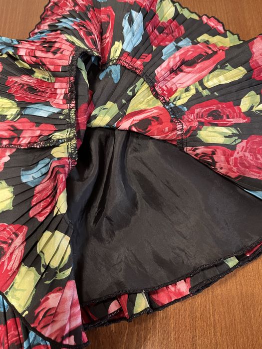 Spódniczka prześlicznia 134