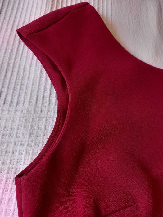 Vestido vermelho bordeaux, Zara, Tam XS