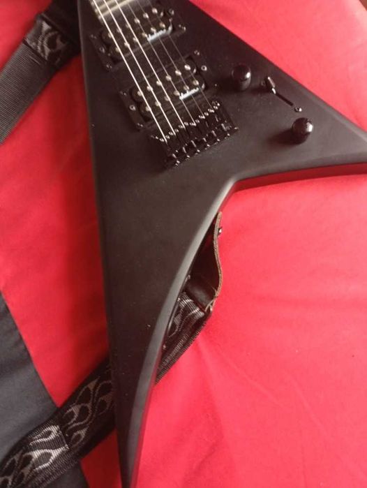 Jackson Flying V
