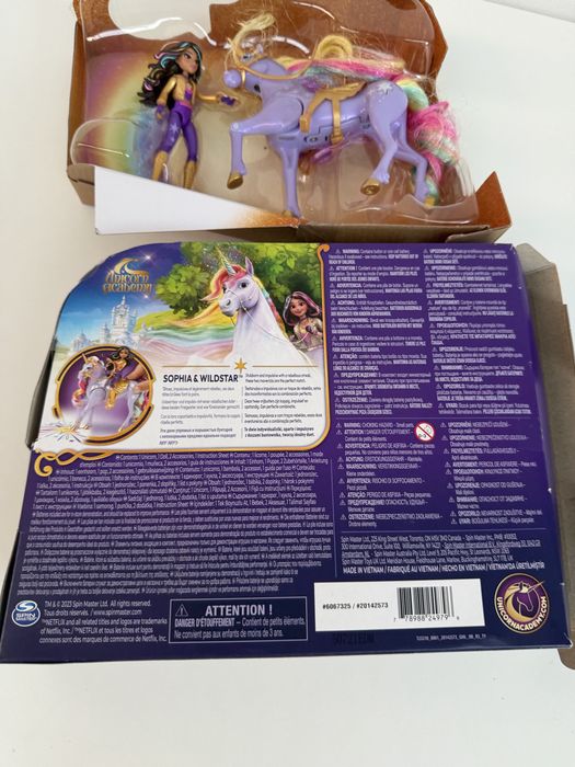 Unicorn Academy, Sophia & Light Magic Wildstar zestaw (outlet) - niesprawny przycisk