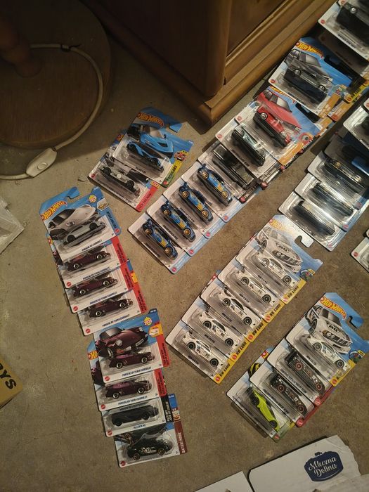 Hot wheels mix Supra BMW merc
