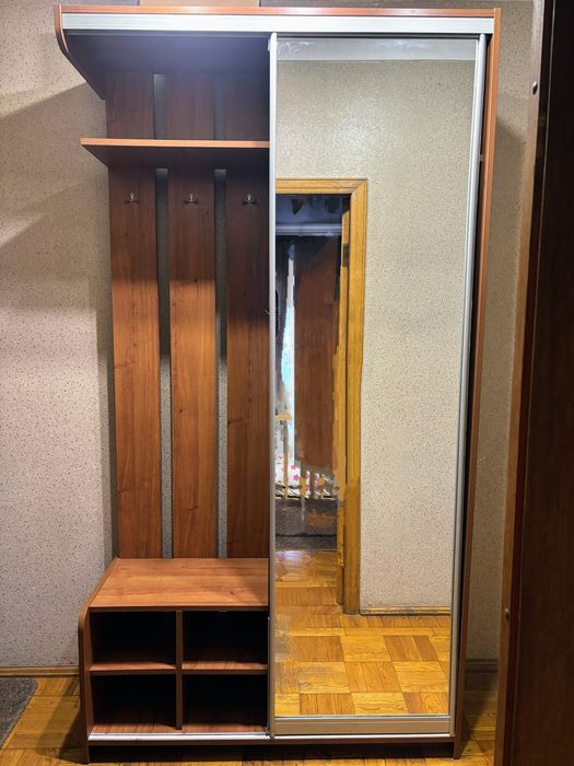 Передпокій, шкаф в прихожую