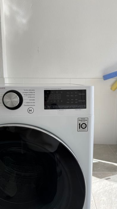Máquina de Lavar Roupa LG Direct Drive 10.5kg – Classe A+++