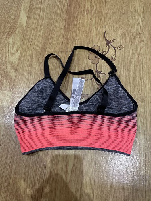 Спортивный топ для фитнеса / йоги с подкладкой, размер S