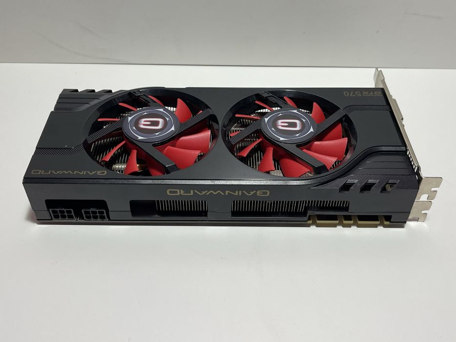 Placa grafica Geforce GtX 570