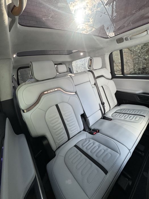 Rivian R1S Launch Edition 2023