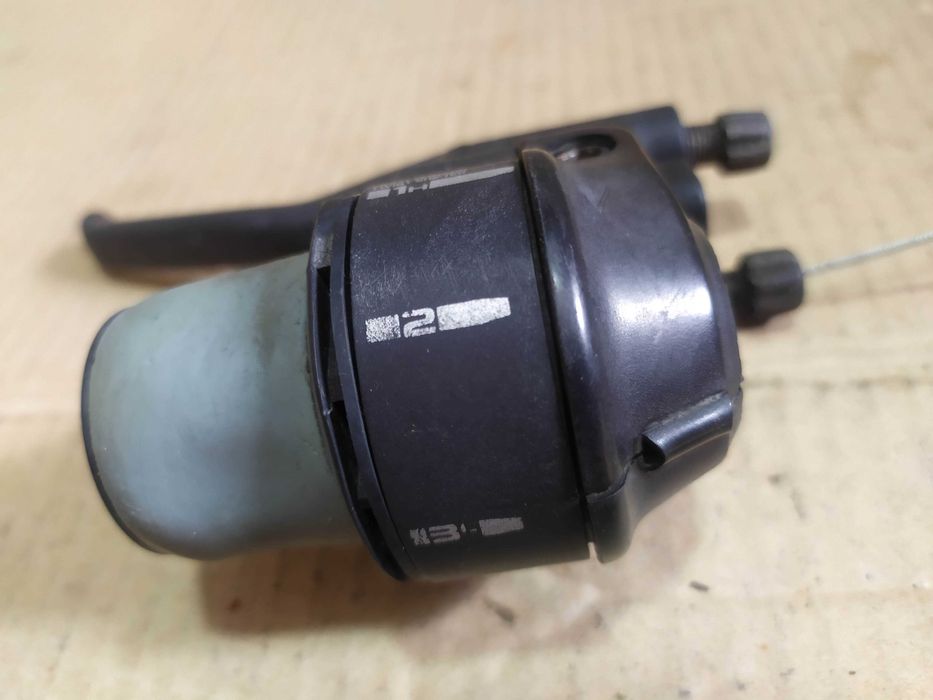 Моноблок манетка SUNTOUR на три скорости