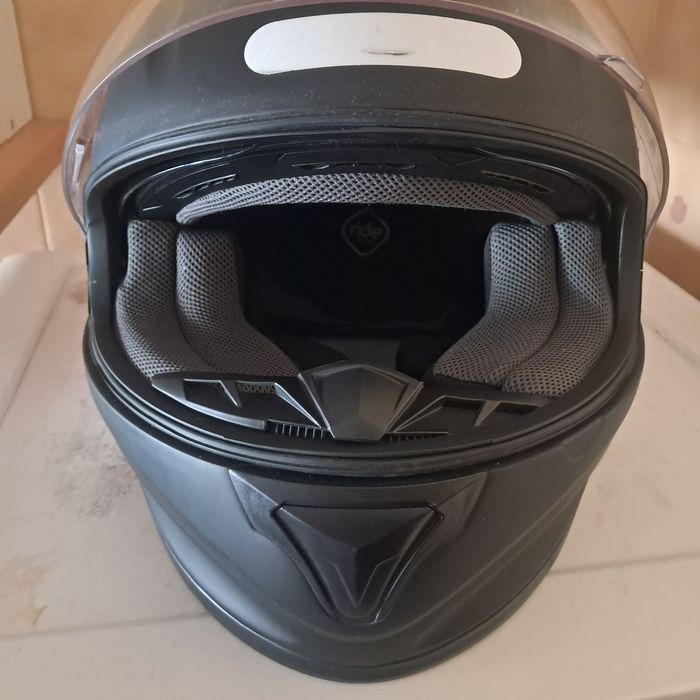 Capacete  está  novo