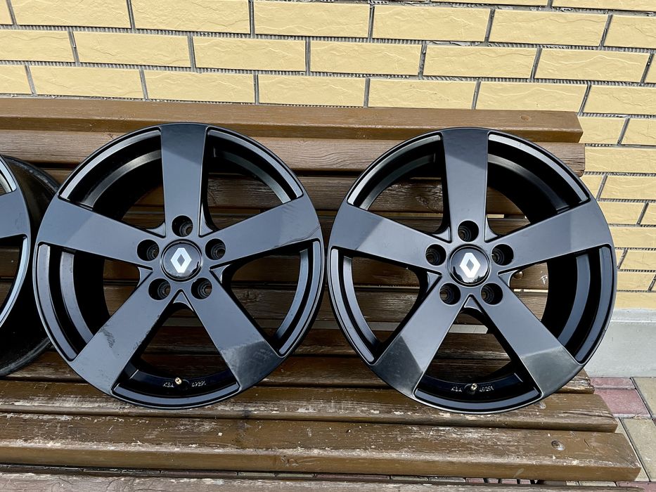 Диски Dezent R17 5.114.3 ET45 Рено Меган Сценік Мазда Хюндай Кіа