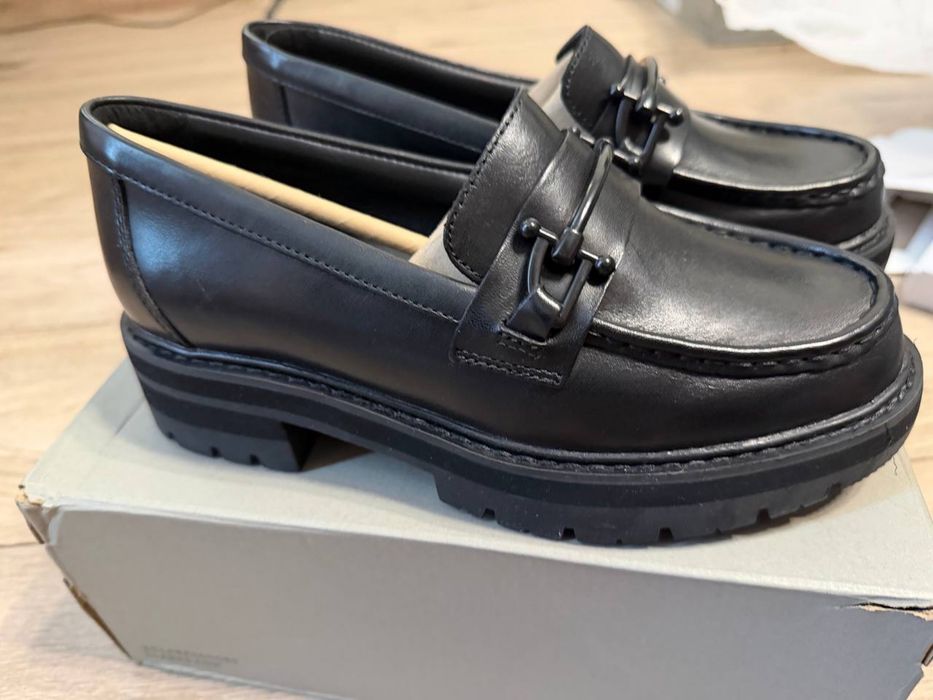 Нові шкіряні лофери Clarks Orianna Bit (37р / 23 см) Оригінал