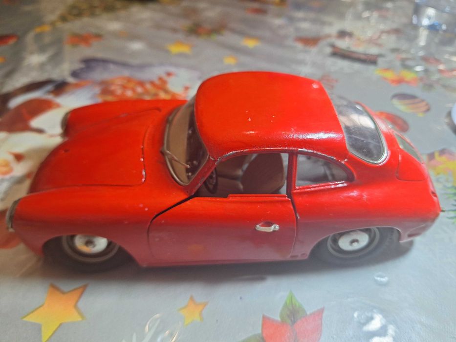 Miniatura escala 1:18 - Porsche