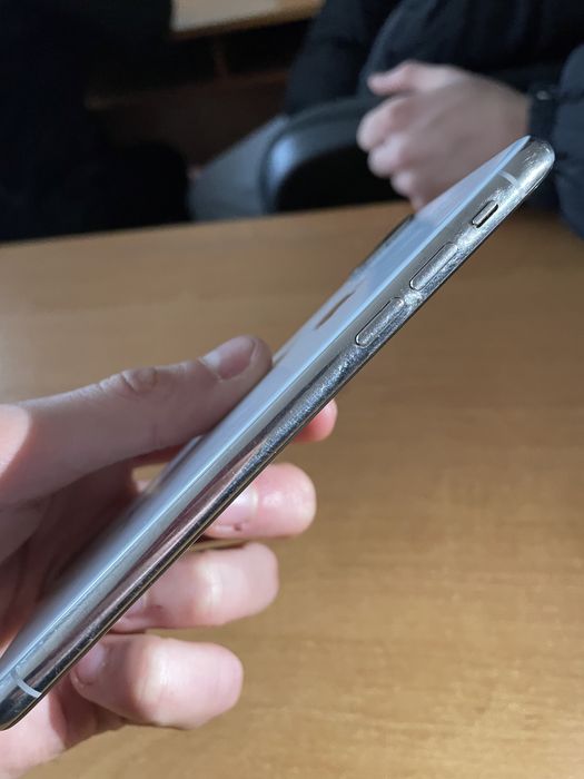 Телефон Iphone X