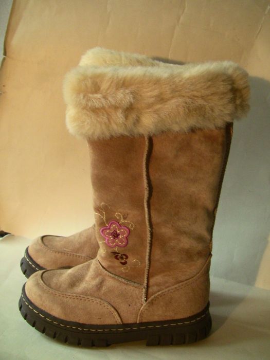 Новые теплые кожаные сапожки на девочку 28размера