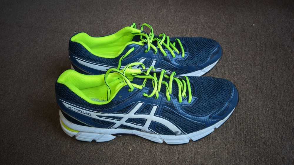 Кросівки туфлі  школа asics mizuno nimbus jordan   nimbus 42.5