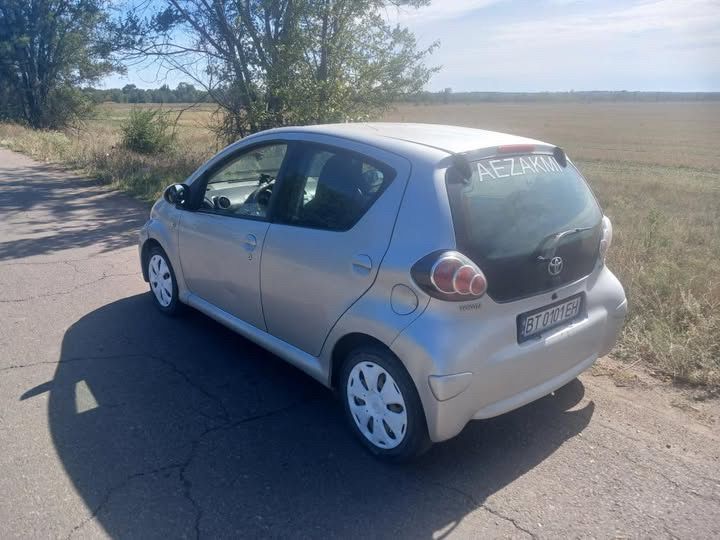 Тойота айго 12й рік