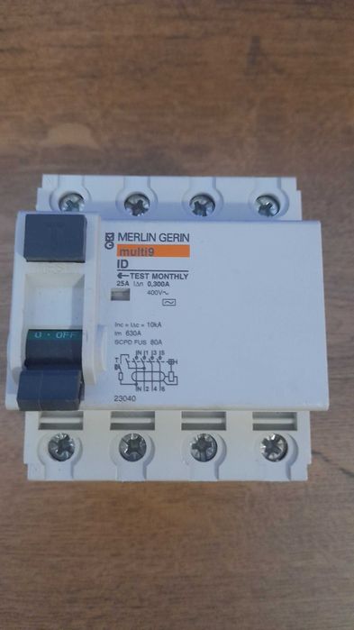Triphasic Differential Circuit Breaker 25A used64286391715457121