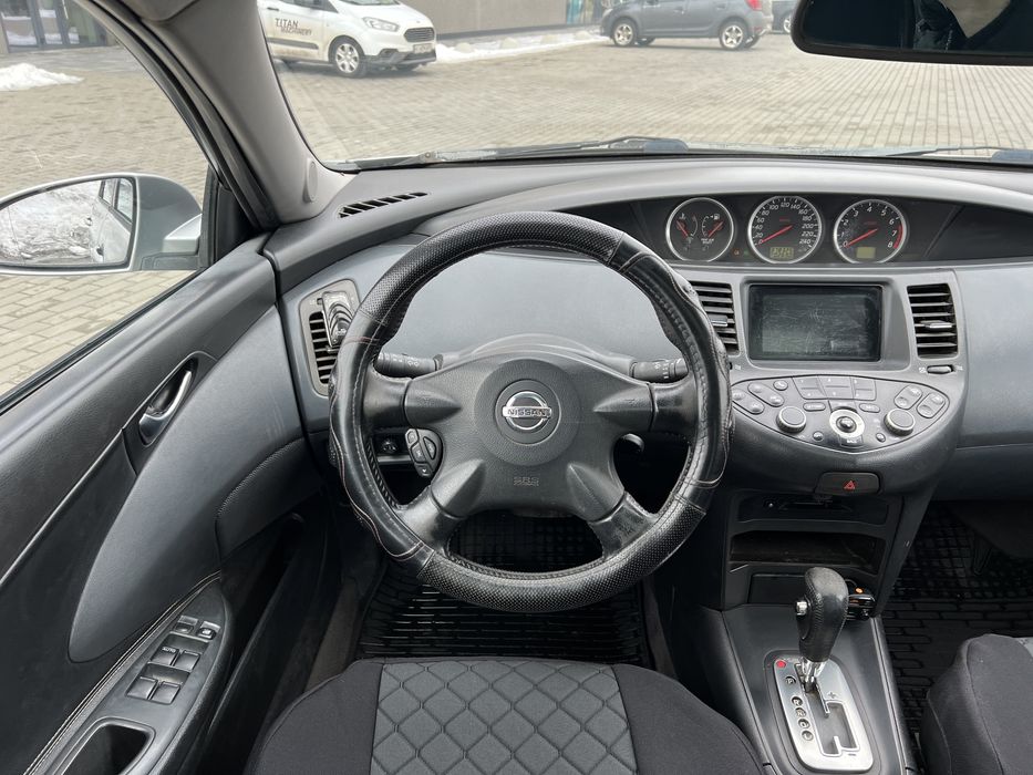Nissan Primera 2003