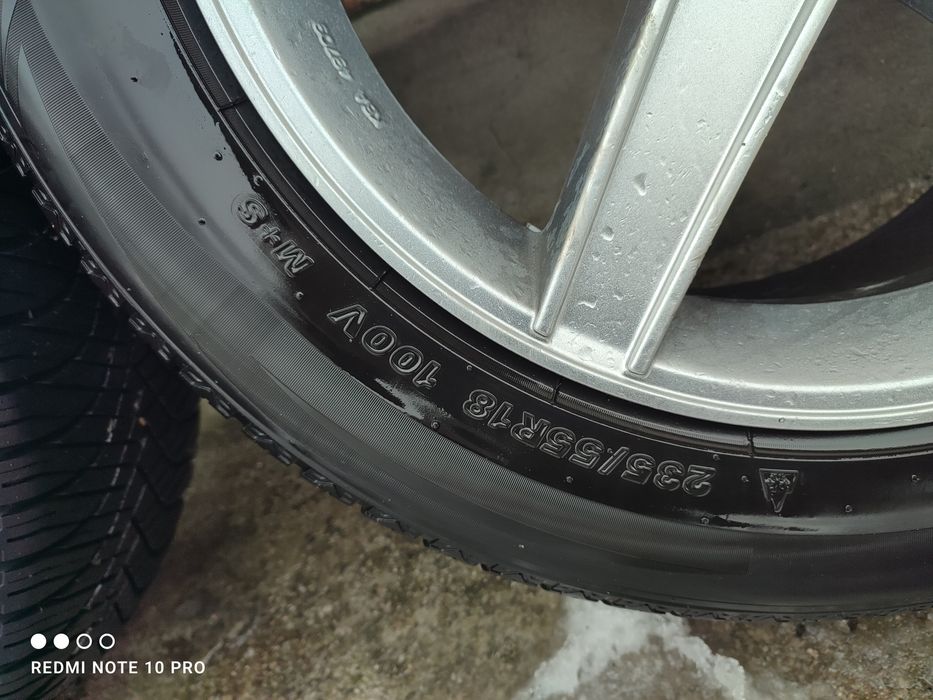 Продам колеса в зборі 5*114.3 резина 235*55*18