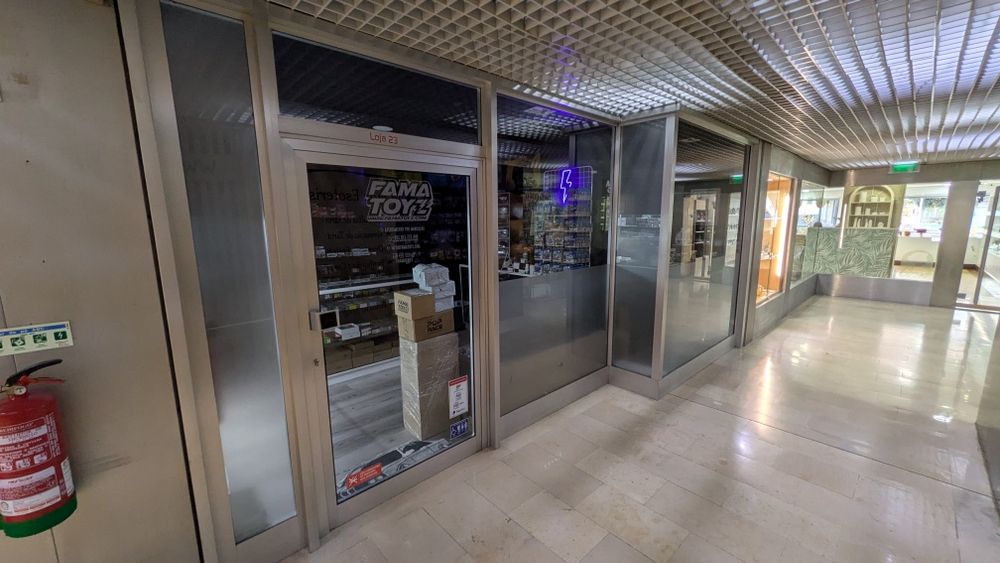 Loja para alugar centro Famalicão 200€ shopping town