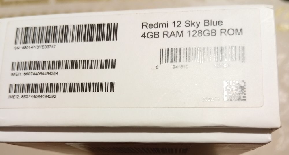 Смартфон Xiomi Redmi12