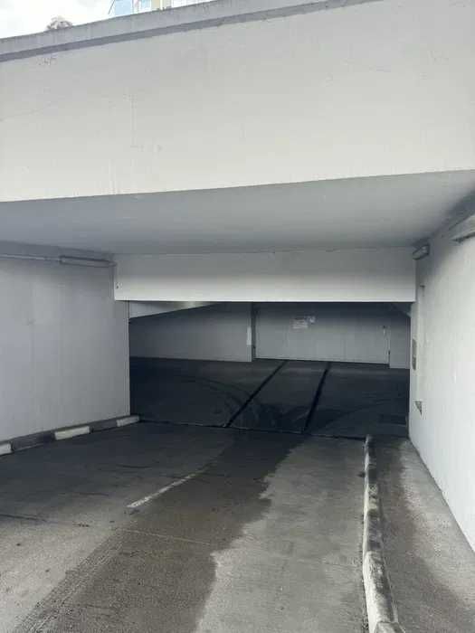 Оренда парко-місця , Дарницький район, вул. Дніпровська набережна 26-В