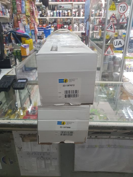 Продам амортизаторы передние бмв х3ф25