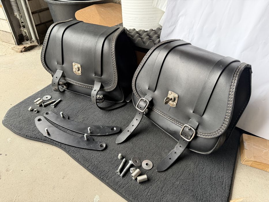 Шіряна сумка INDIAN scout bobber